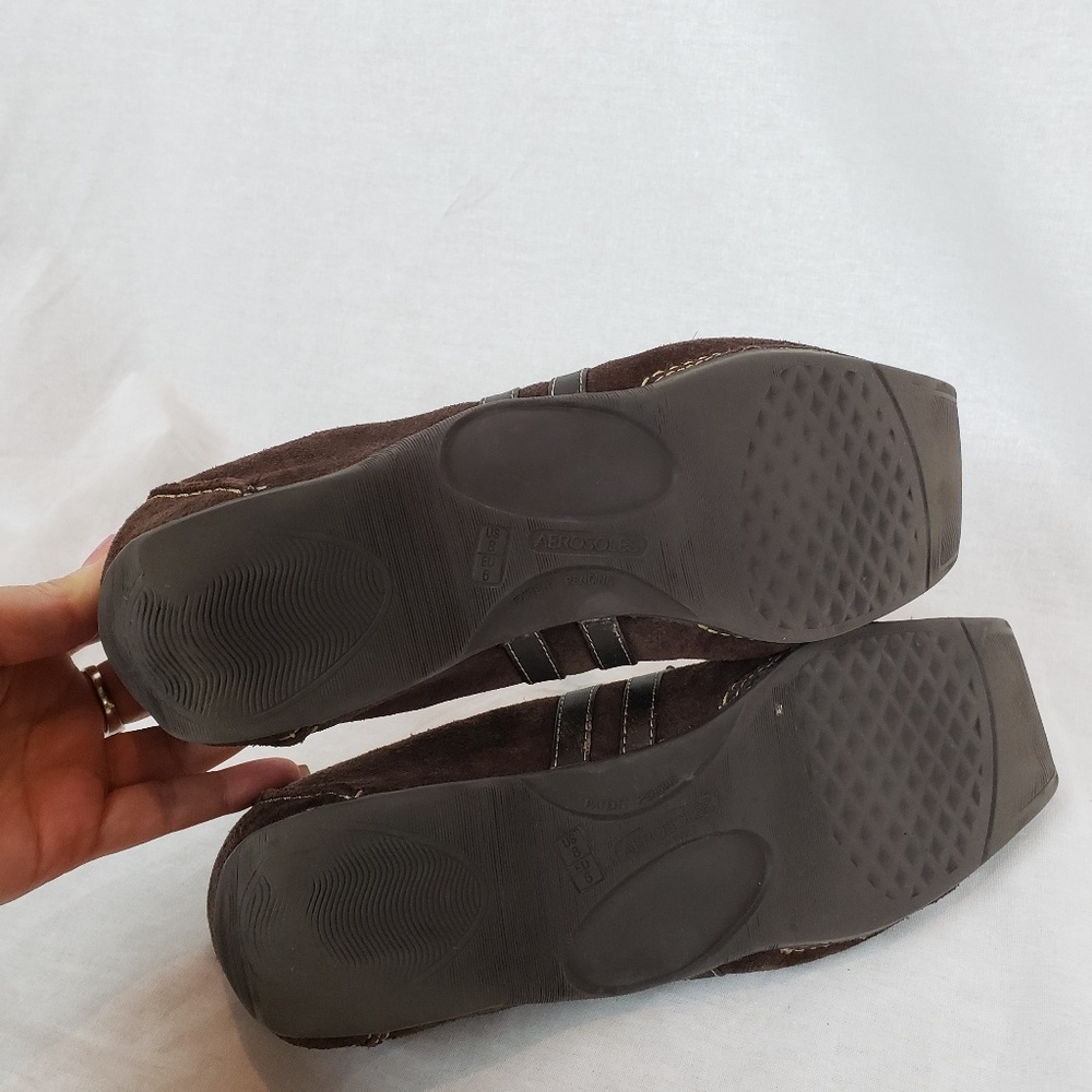 Aerosoles Suede Leather, Brown Slip Ons size 8W - Picture 4 of 8